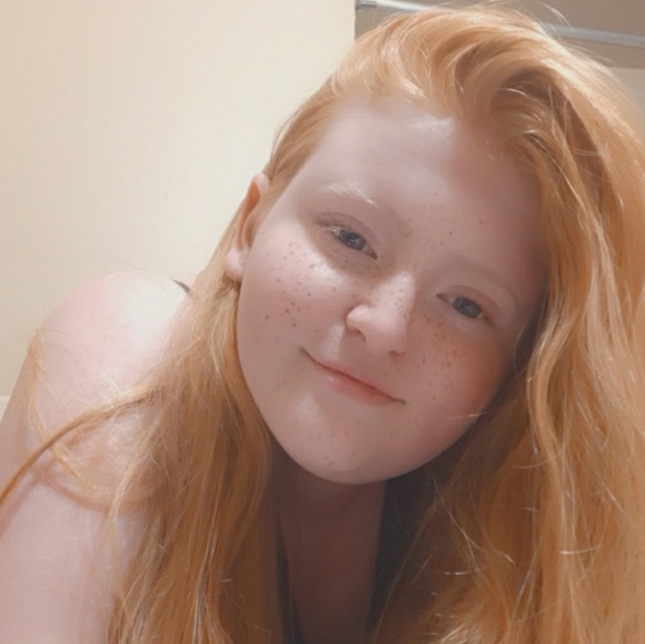 Meet your Posher, Hyleigh - Picture 1 of 1